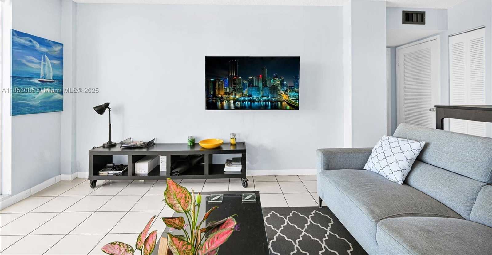 Small Image of 2841 NORTH EAST 163RD ST #710, North Miami Beach Number 14