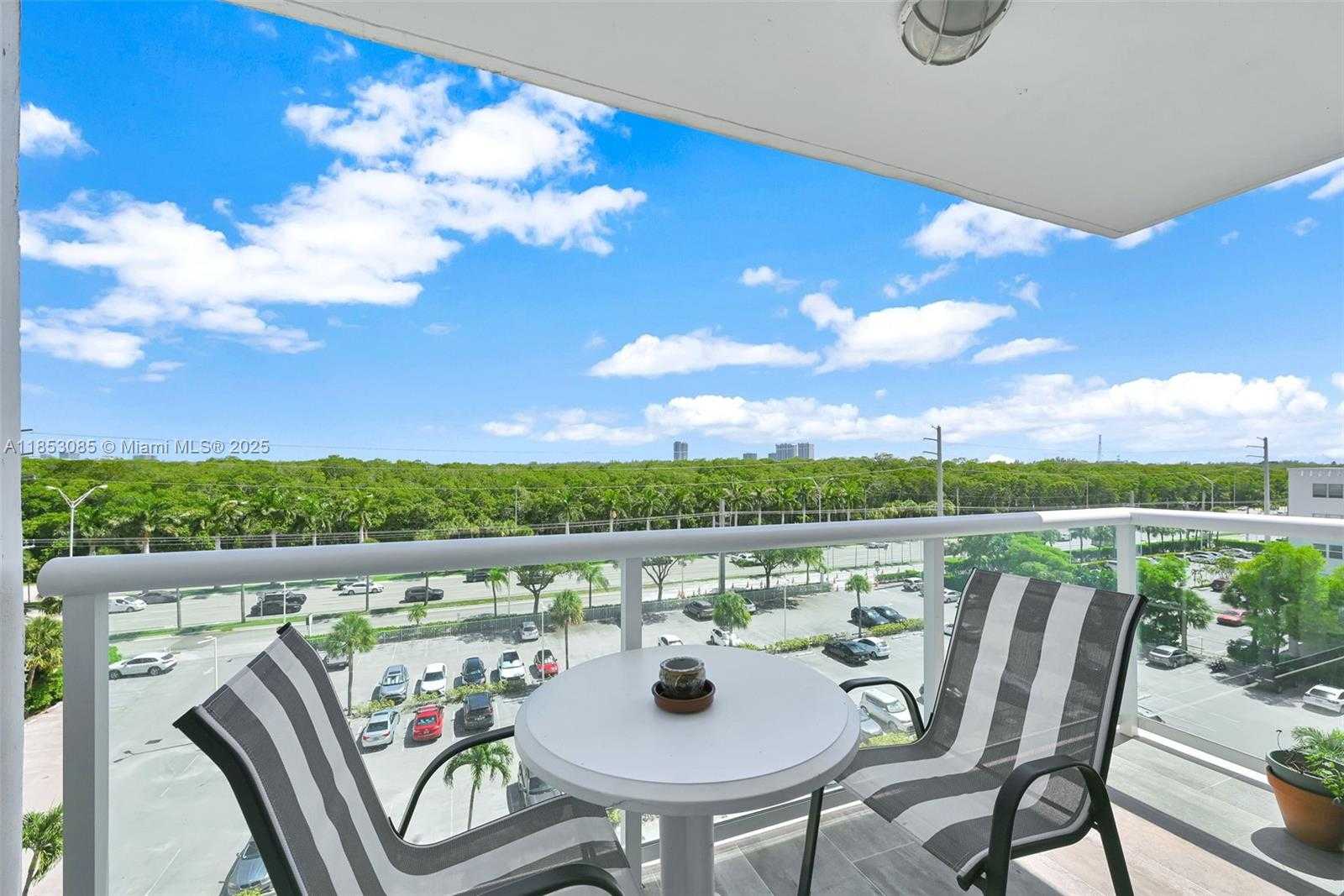 Small Image of 2841 NORTH EAST 163RD ST #710, North Miami Beach Number 2