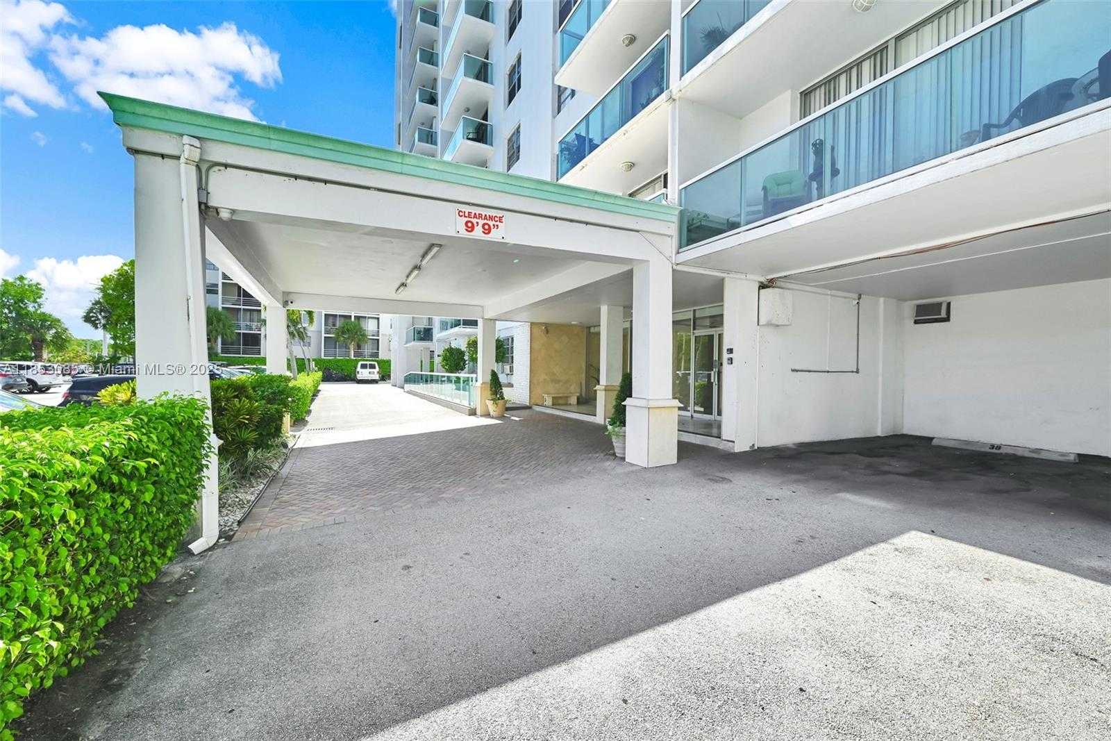 Small Image of 2841 NORTH EAST 163RD ST #710, North Miami Beach Number 52