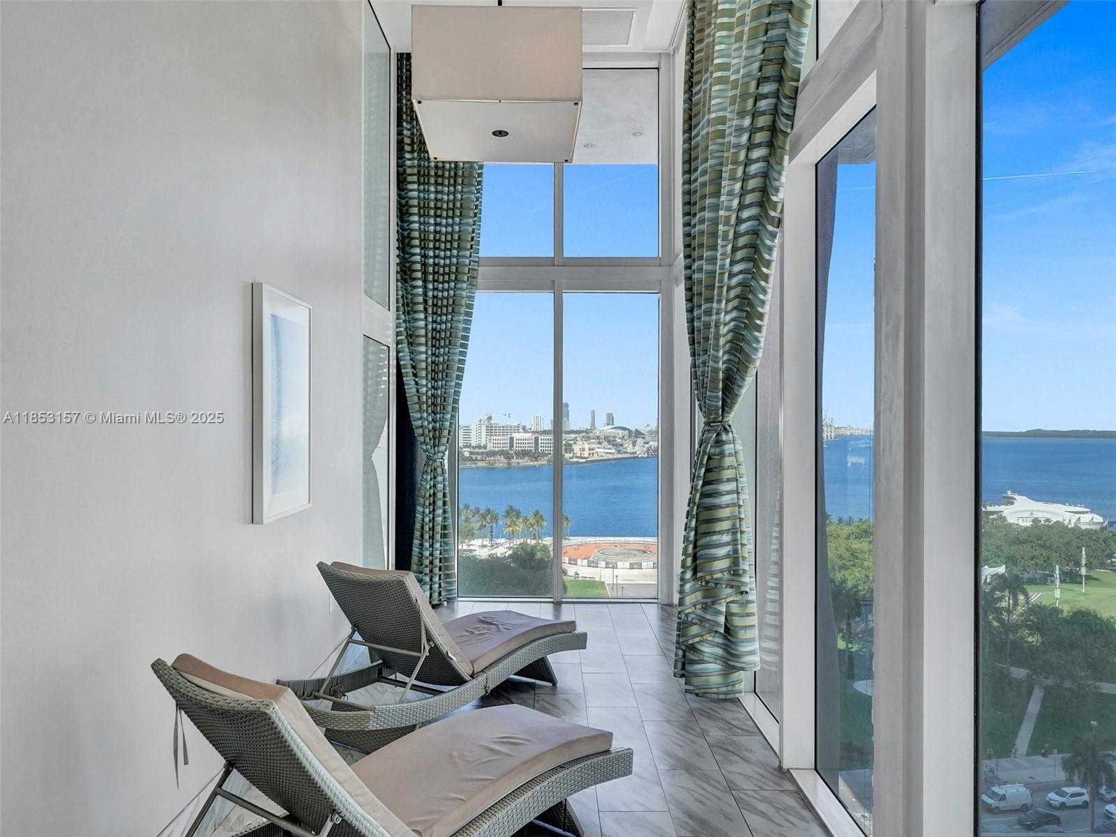 Small Image of 50 BISCAYNE BLVD #3006, Miami Number 25