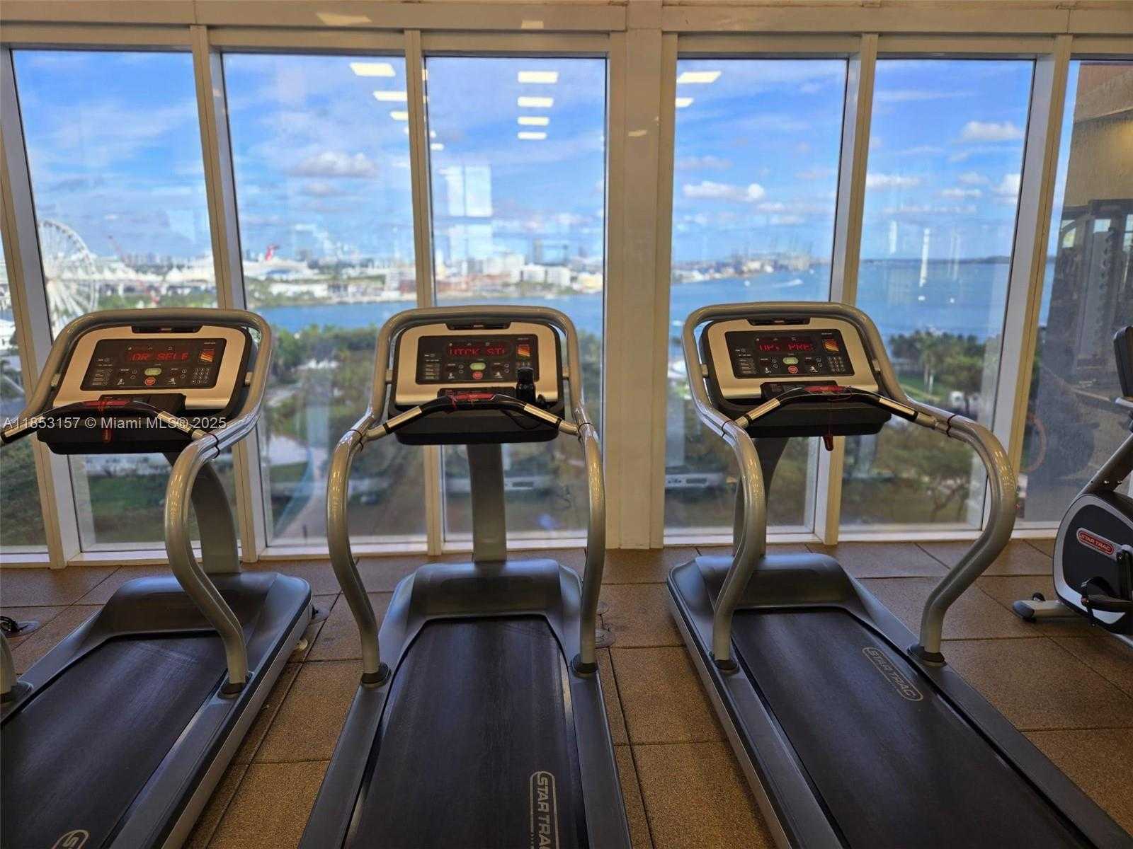 Small Image of 50 BISCAYNE BLVD #3006, Miami Number 32