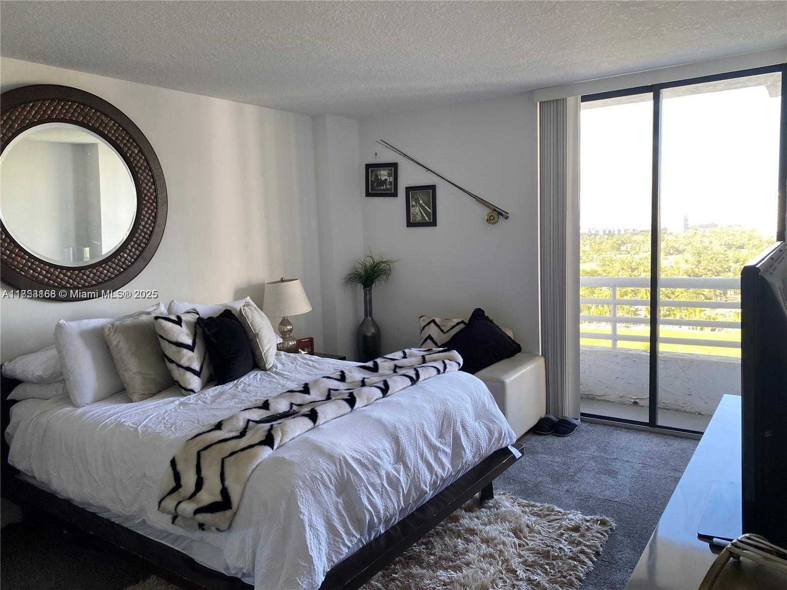 Small Image of 3300 NORTH EAST 192ND ST #1511, Aventura Number 9