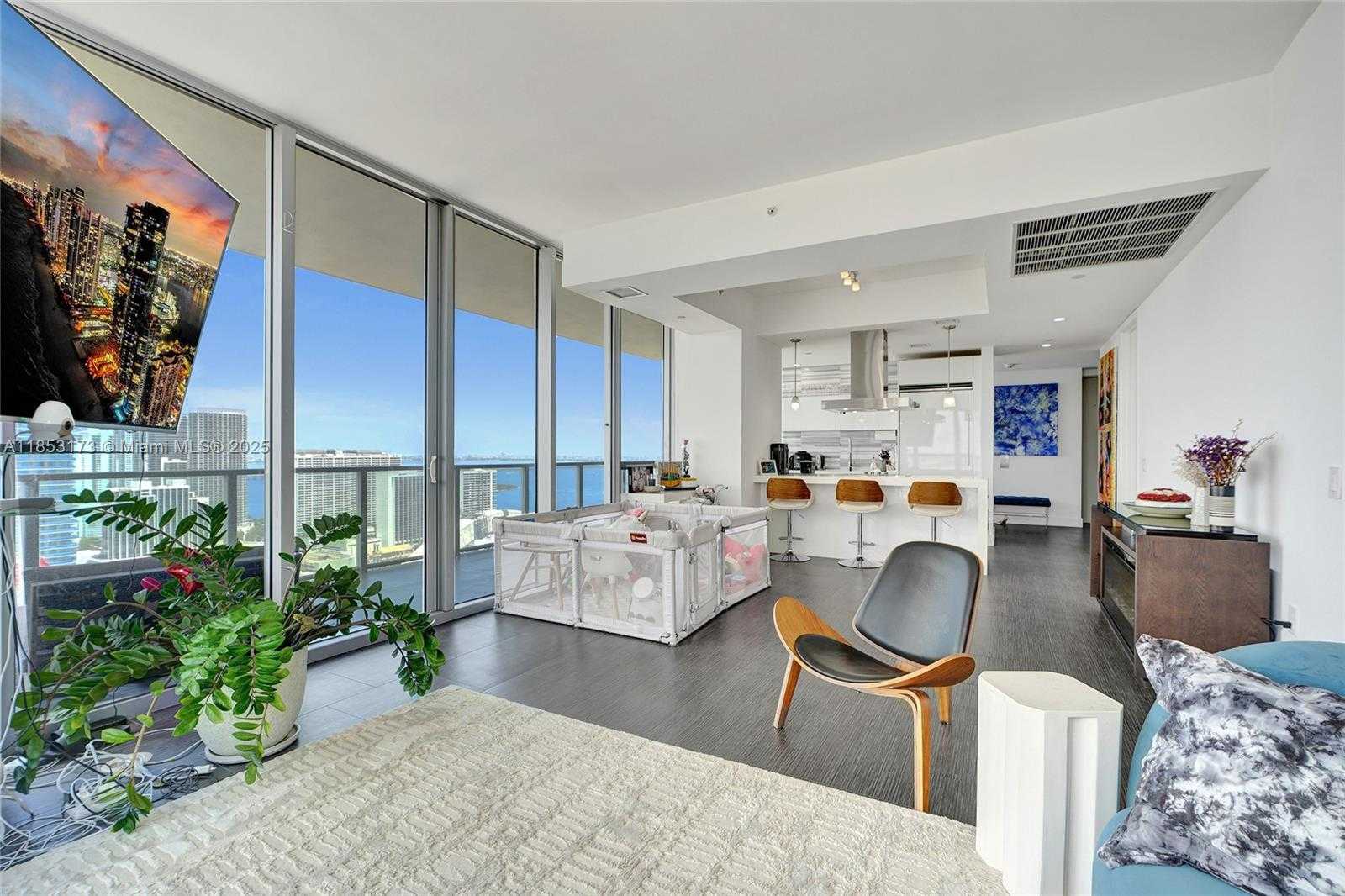 Small Image of 1100 BISCAYNE BLVD #3708, Miami Number 10