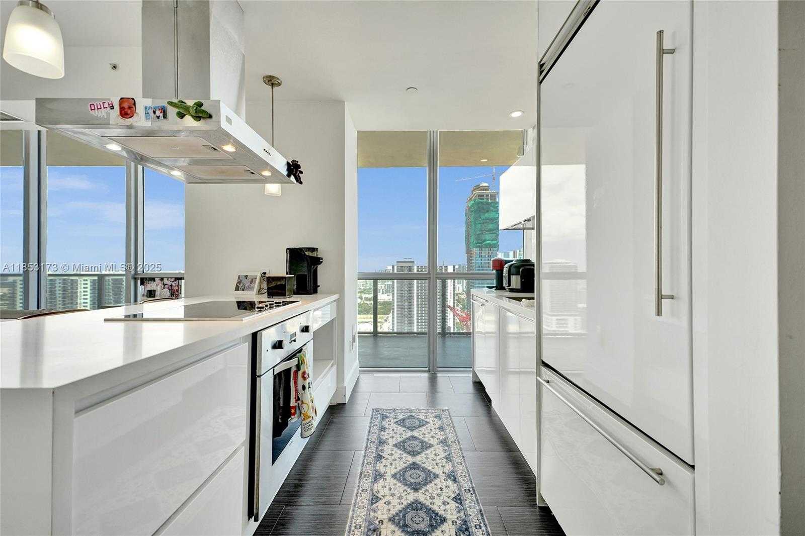 Small Image of 1100 BISCAYNE BLVD #3708, Miami Number 7