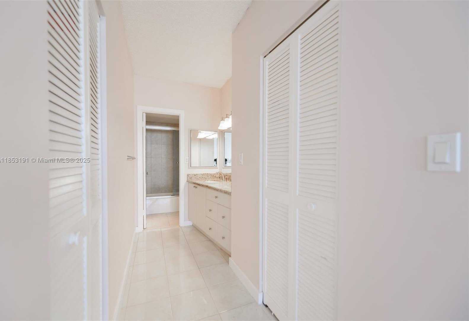 Small Image of 1950 SOUTH OCEAN DR #21F, Hallandale Beach Number 18