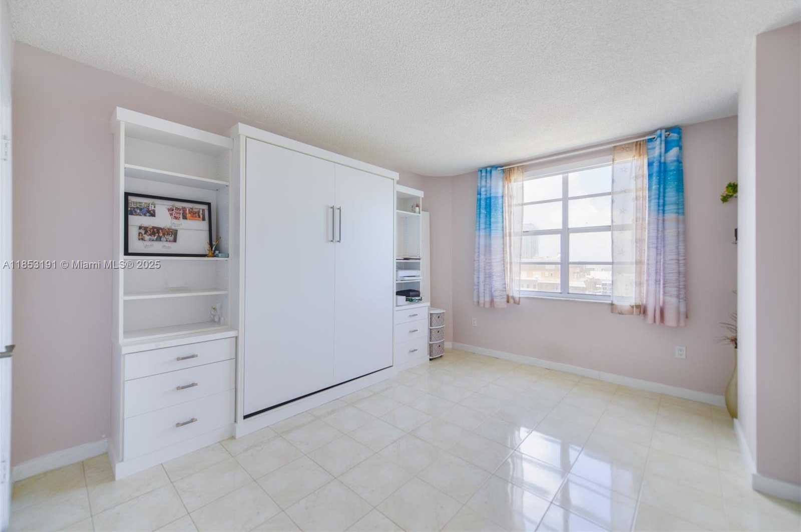 Small Image of 1950 SOUTH OCEAN DR #21F, Hallandale Beach Number 22