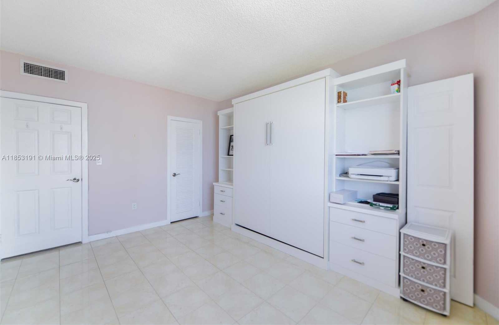 Small Image of 1950 SOUTH OCEAN DR #21F, Hallandale Beach Number 24