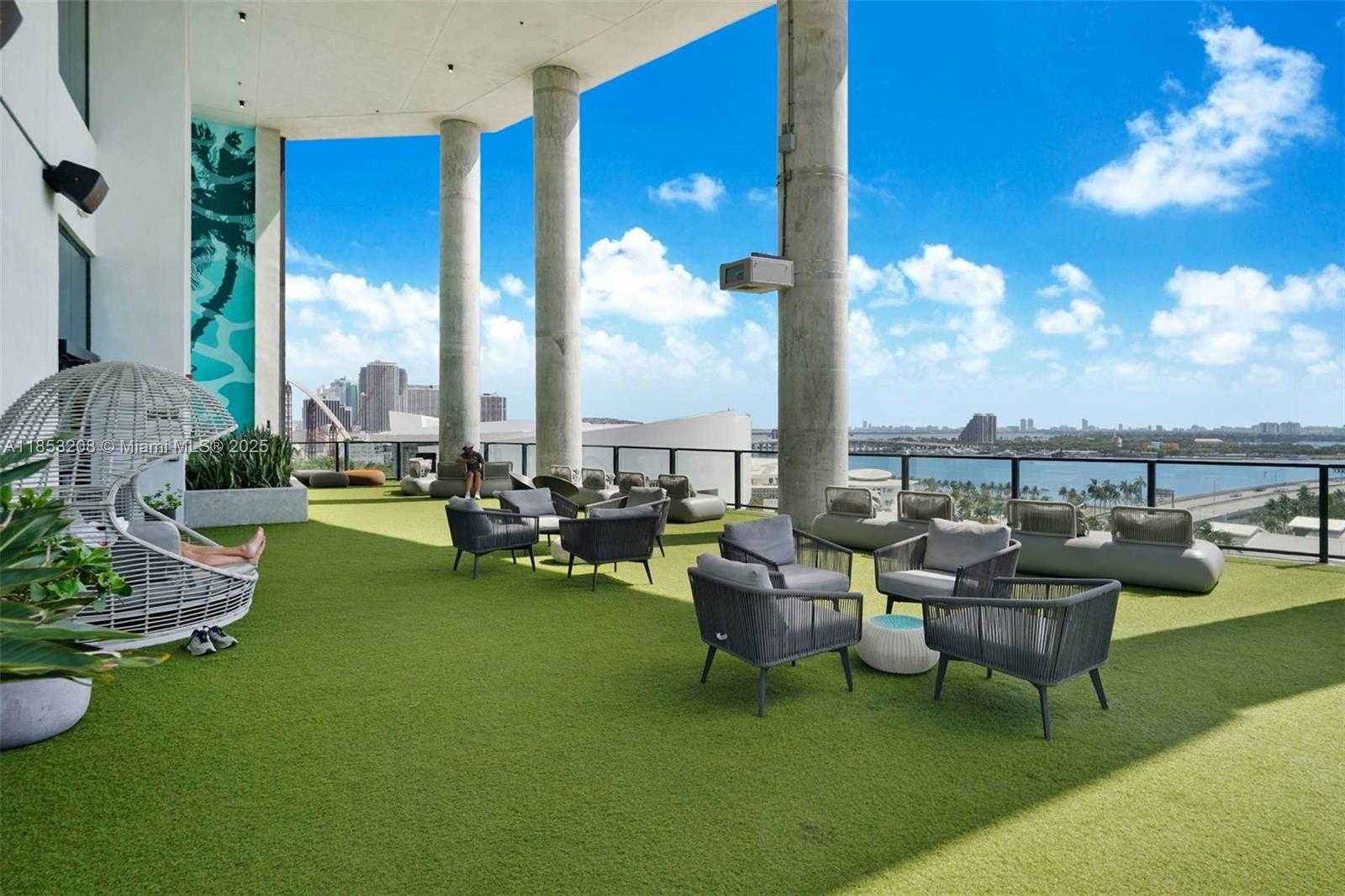 Small Image of 398 NORTH EAST 5TH STREET #1515, Miami Number 23