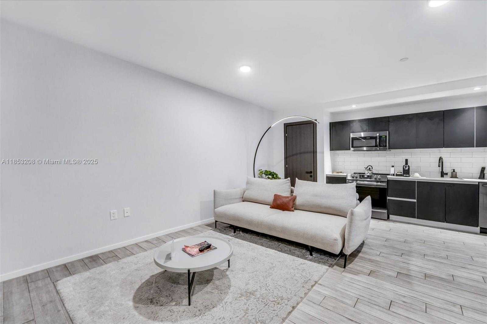 Small Image of 398 NORTH EAST 5TH STREET #1515, Miami Number 7