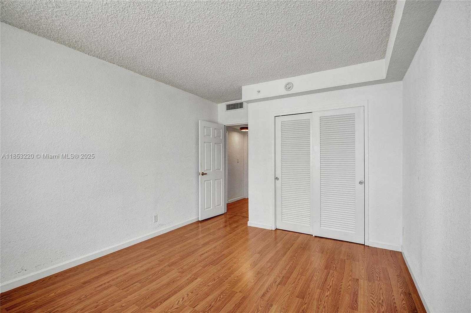 Small Image of 2501 SOUTH OCEAN DR #636, Hollywood Number 19