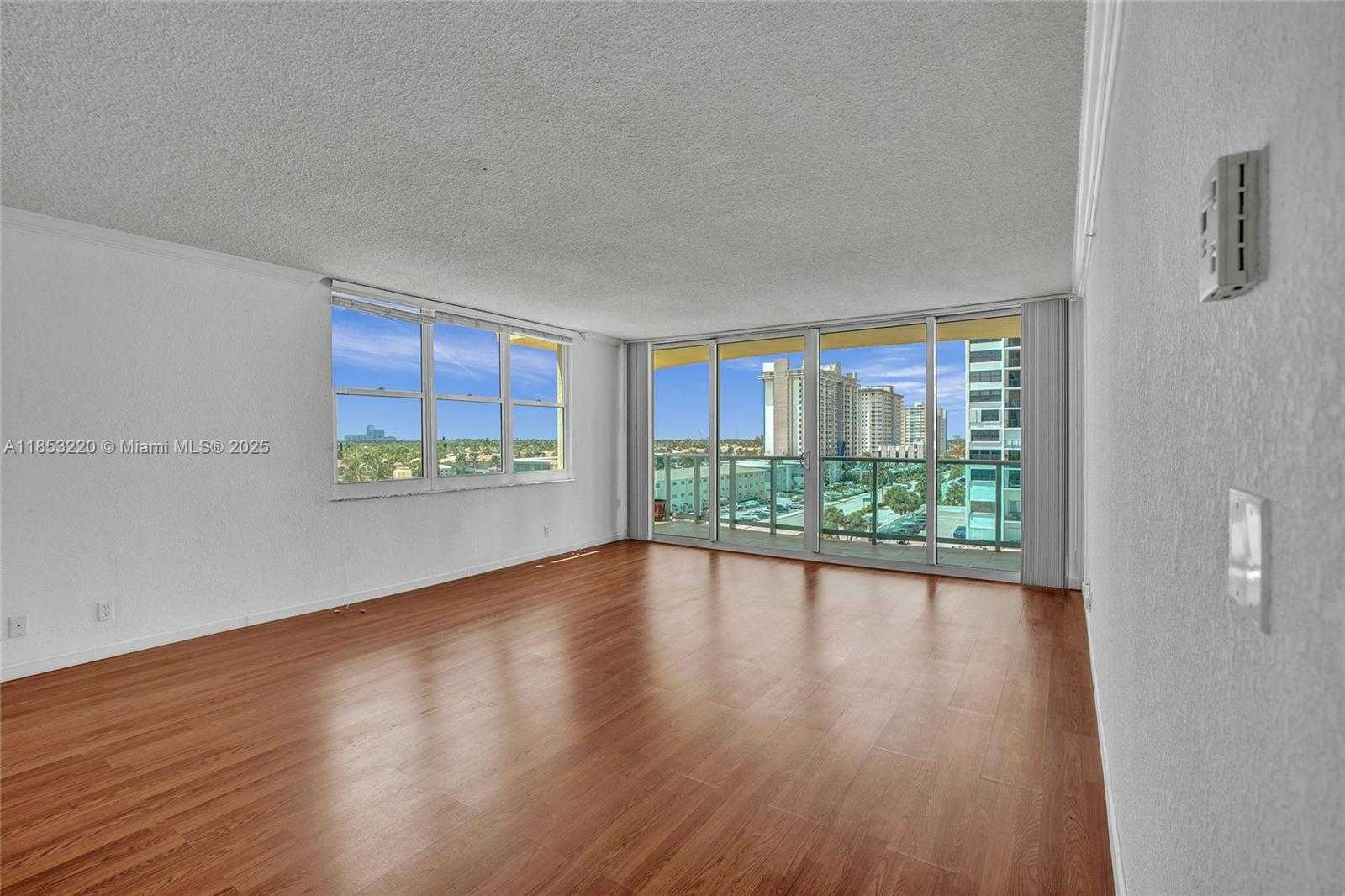 Small Image of 2501 SOUTH OCEAN DR #636, Hollywood Number 7