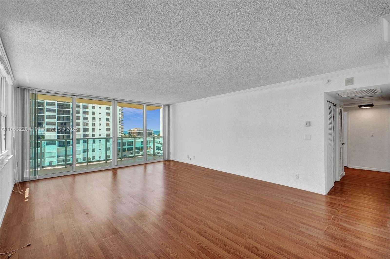 Small Image of 2501 SOUTH OCEAN DR #636, Hollywood Number 8