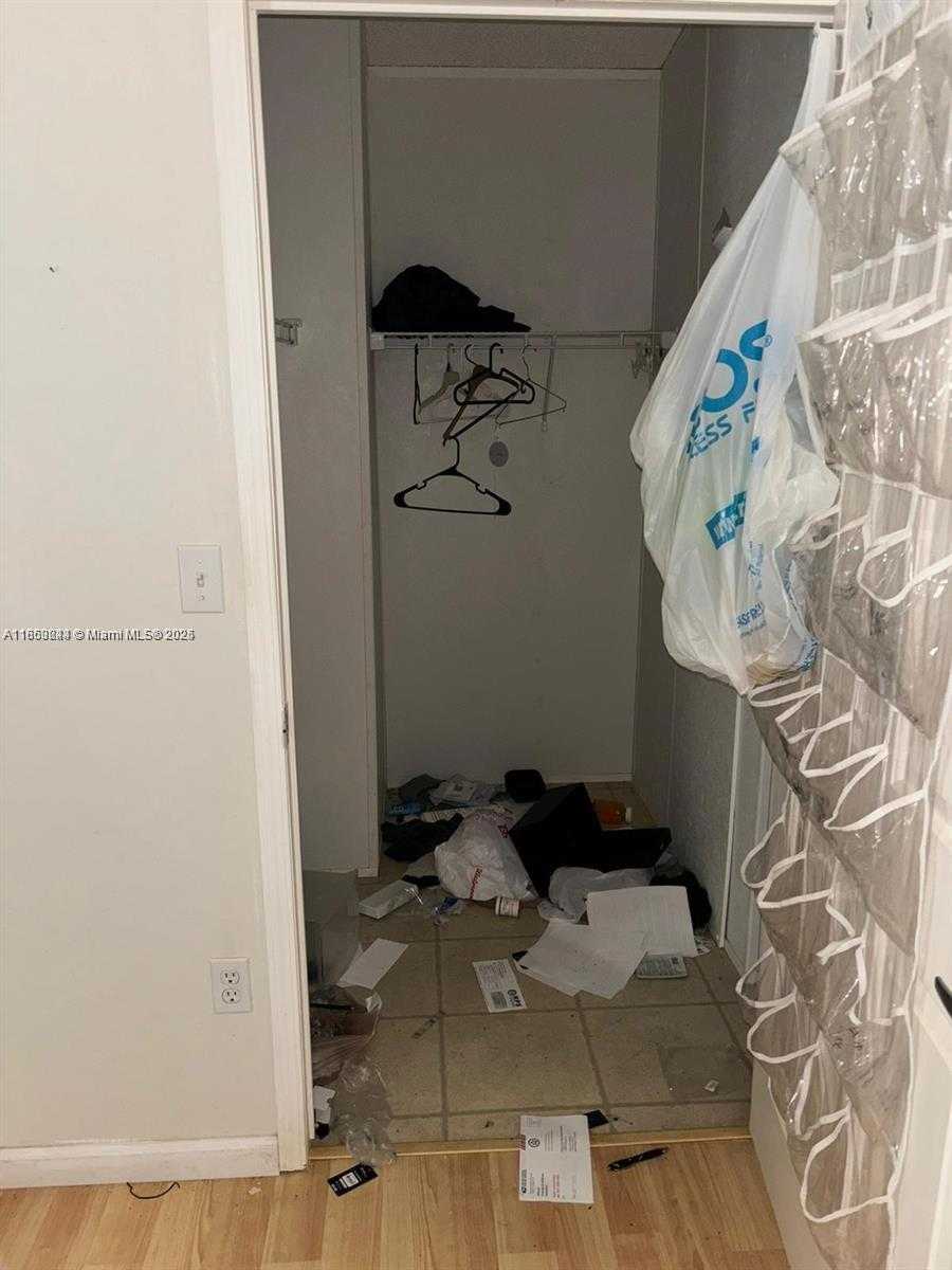Small Image of 220 NORTH EAST 12TH AVE #37, Homestead Number 16