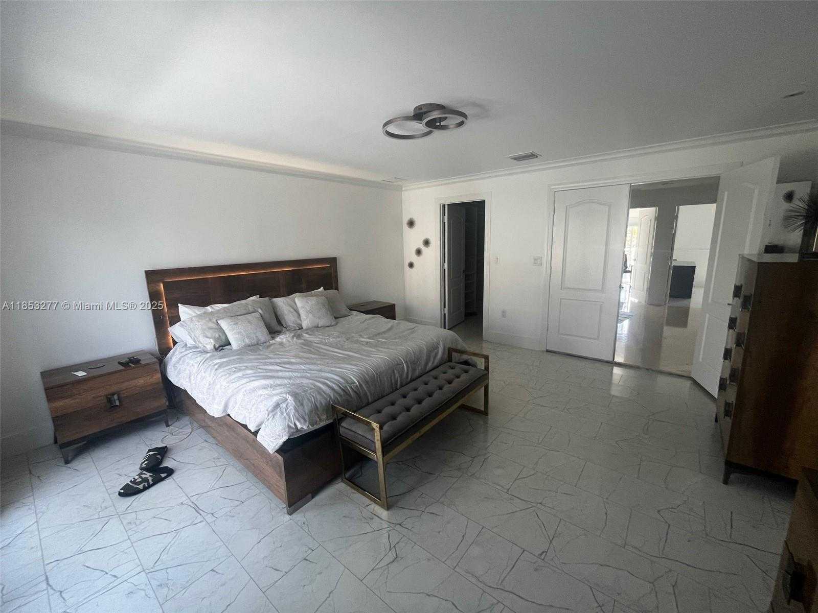 Small Image of 3915 NORTH EAST 168TH ST #3915, North Miami Beach Number 12