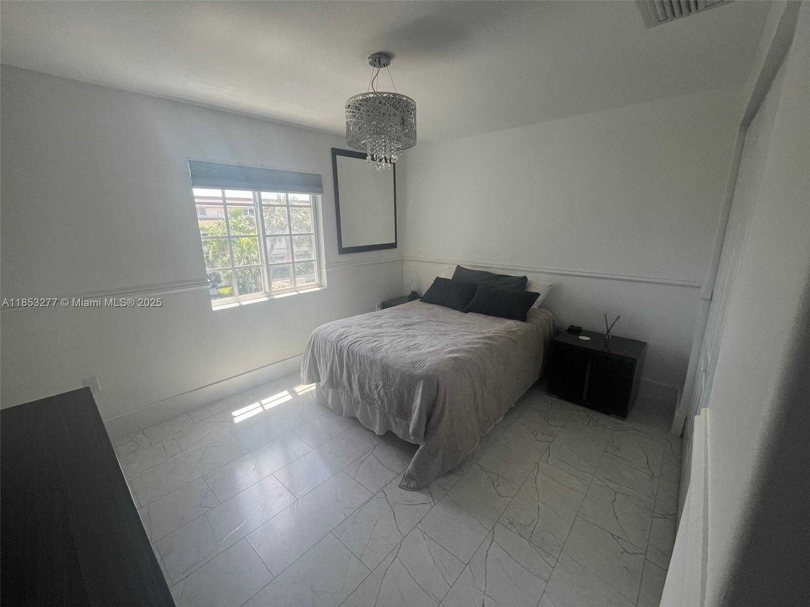 Small Image of 3915 NORTH EAST 168TH ST #3915, North Miami Beach Number 20