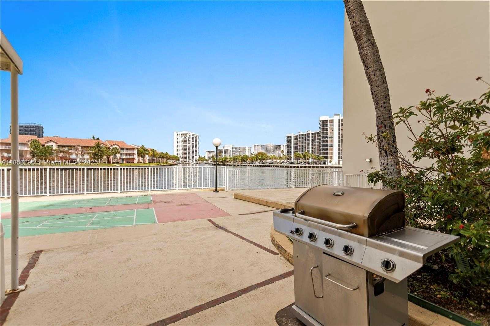 Small Image of 3800 SOUTH OCEAN DR #817, Hollywood Number 29