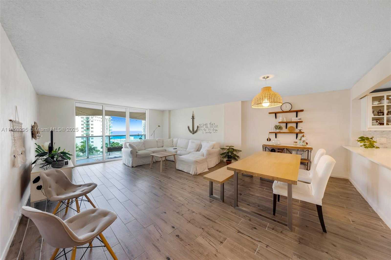 Small Image of 3800 SOUTH OCEAN DR #817, Hollywood Number 3