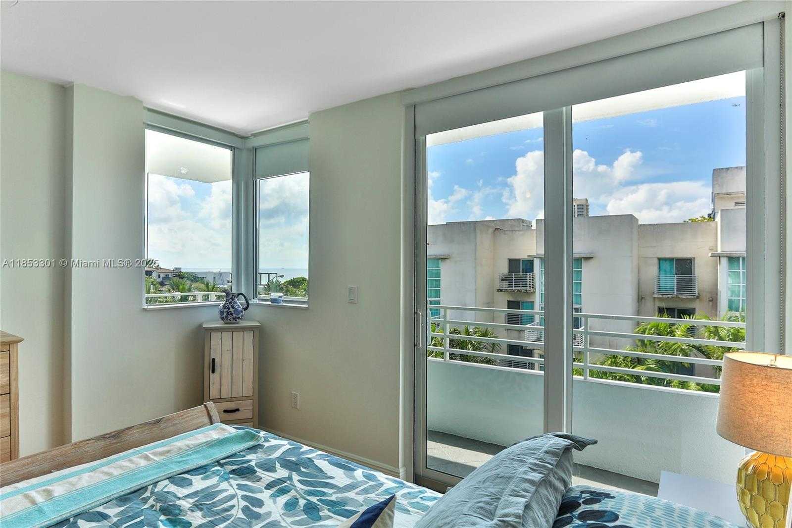 Small Image of 7800 COLLINS AVE #508, Miami Beach Number 12