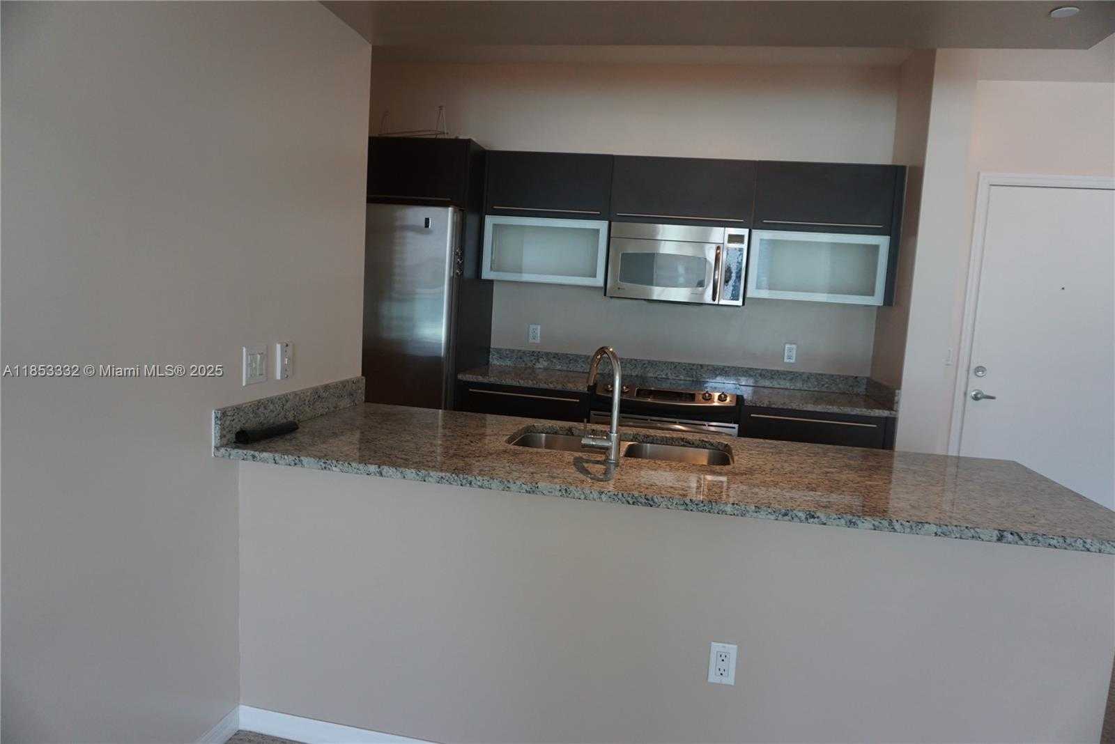 Small Image of 951 BRICKELL #4000, Miami Number 21