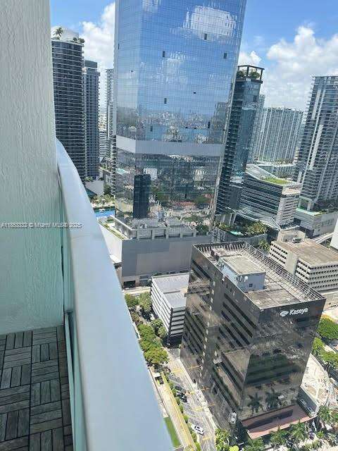 Small Image of 951 BRICKELL #4000, Miami Number 40