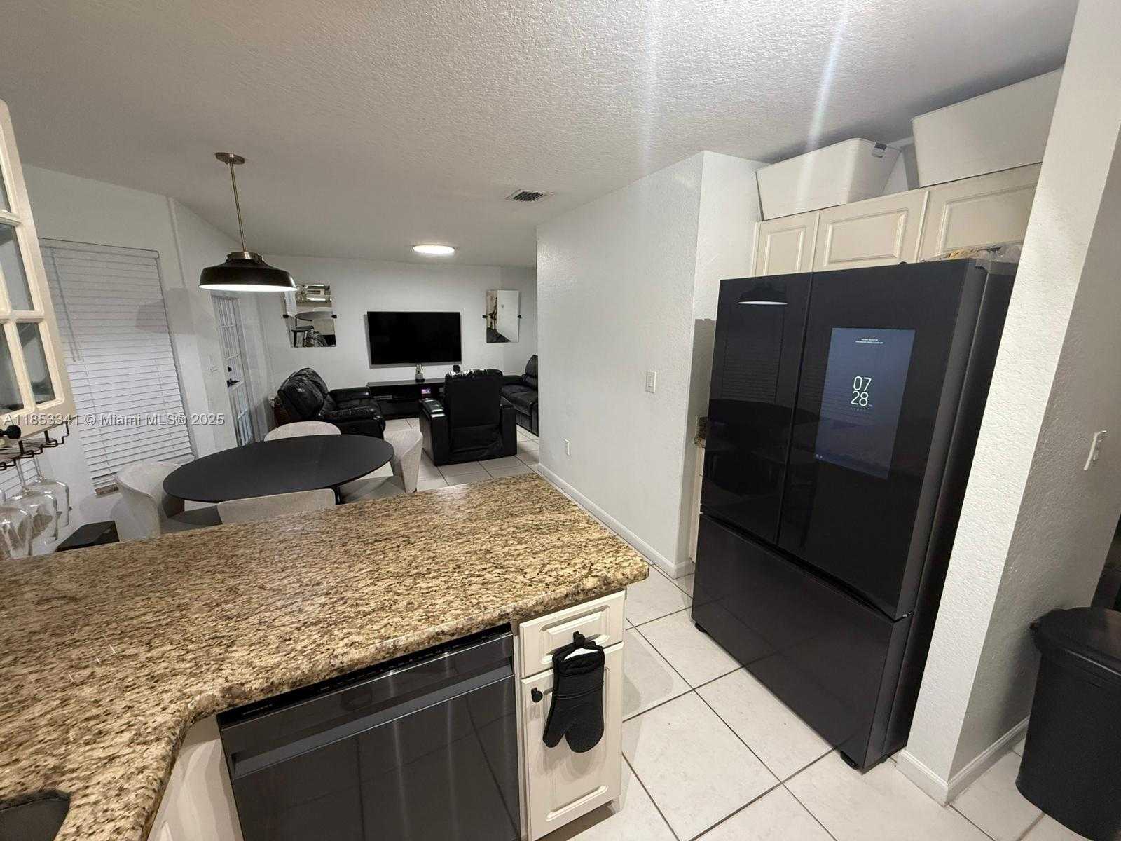 Small Image of 14064 SOUTH FOREST OAK CIR, Davie Number 16