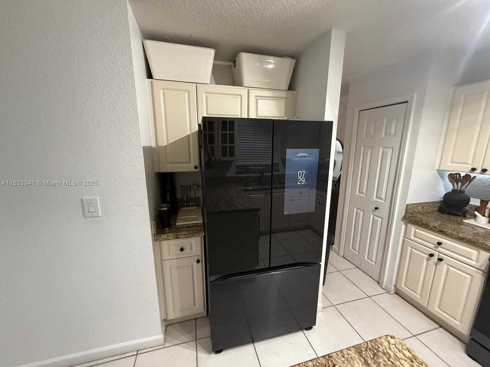 Small Image of 14064 SOUTH FOREST OAK CIR, Davie Number 17
