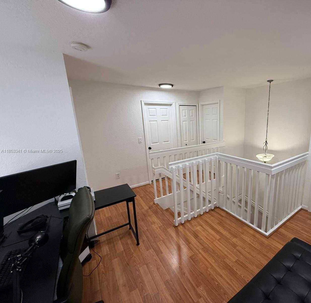 Small Image of 14064 SOUTH FOREST OAK CIR, Davie Number 21
