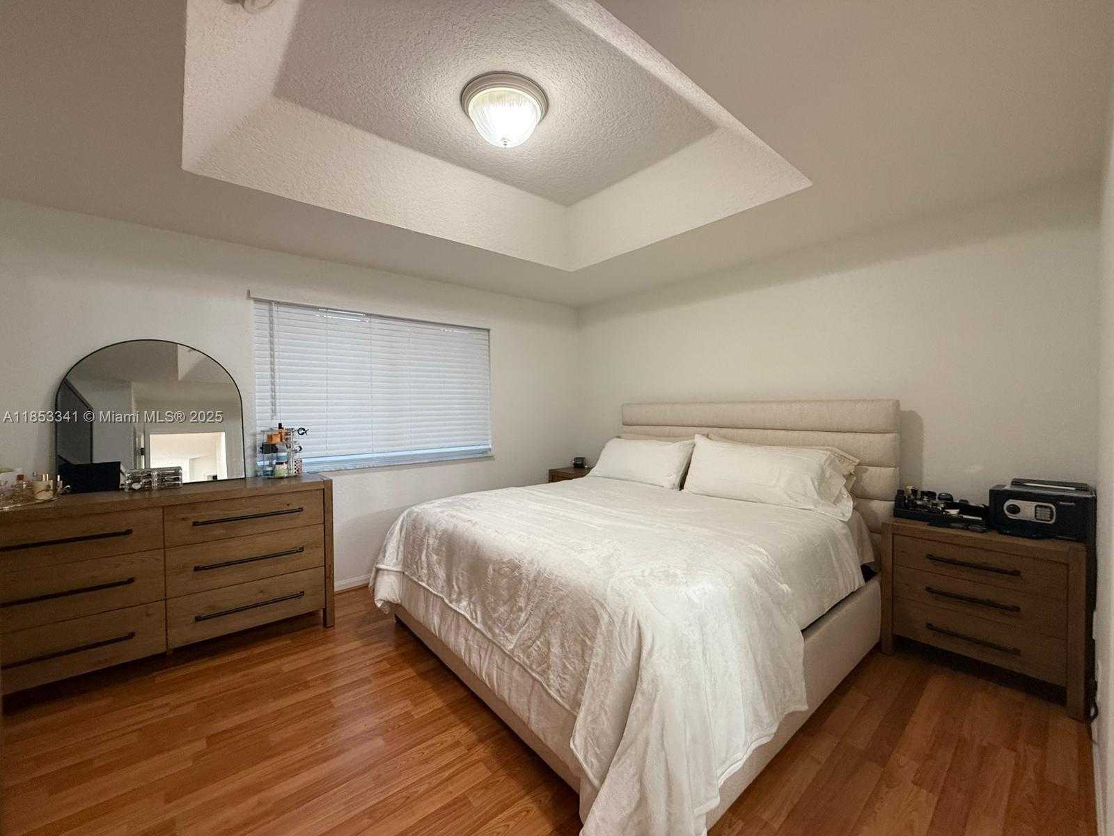 Small Image of 14064 SOUTH FOREST OAK CIR, Davie Number 24