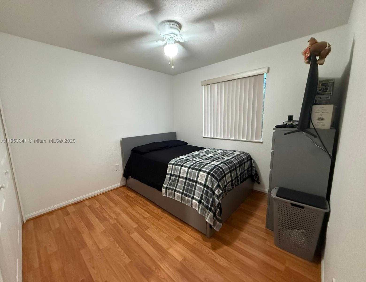 Small Image of 14064 SOUTH FOREST OAK CIR, Davie Number 32