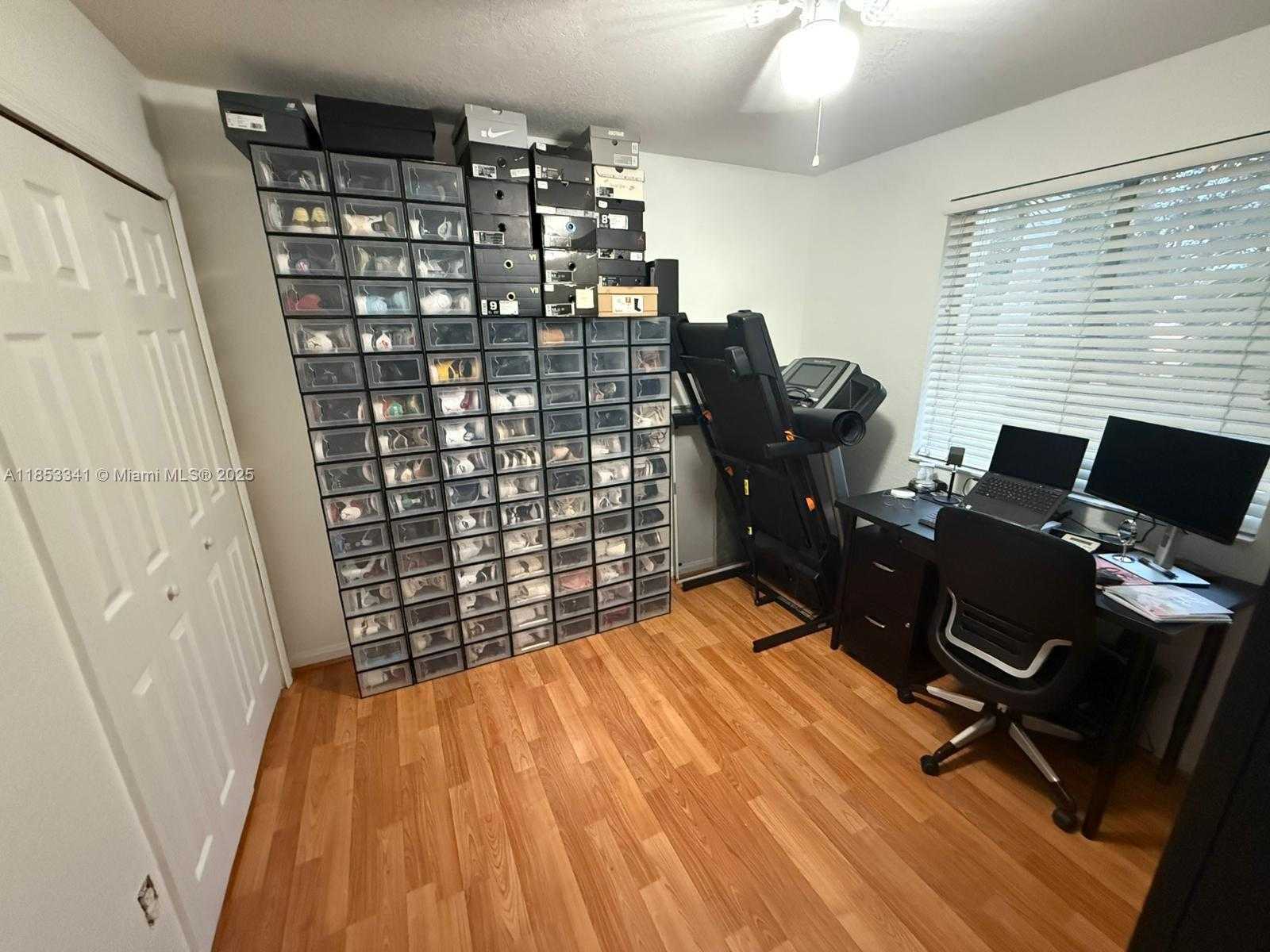 Small Image of 14064 SOUTH FOREST OAK CIR, Davie Number 40