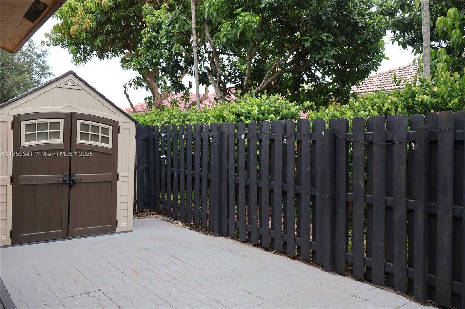 Small Image of 14064 SOUTH FOREST OAK CIR, Davie Number 43