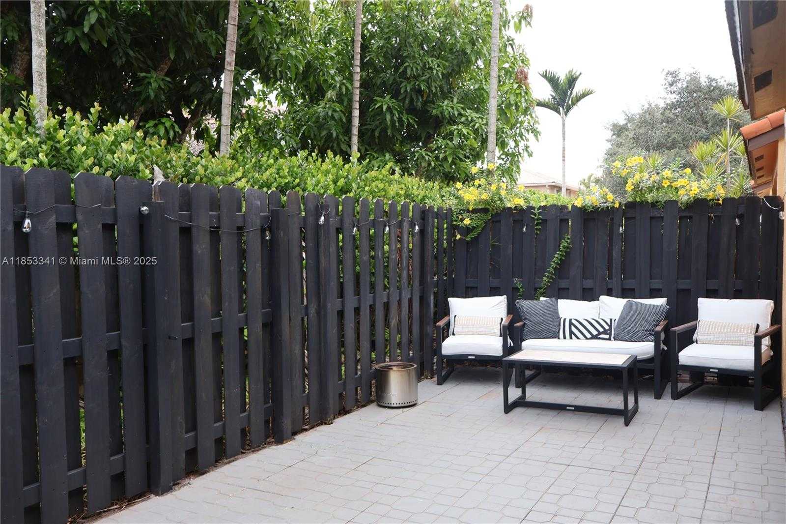 Small Image of 14064 SOUTH FOREST OAK CIR, Davie Number 44