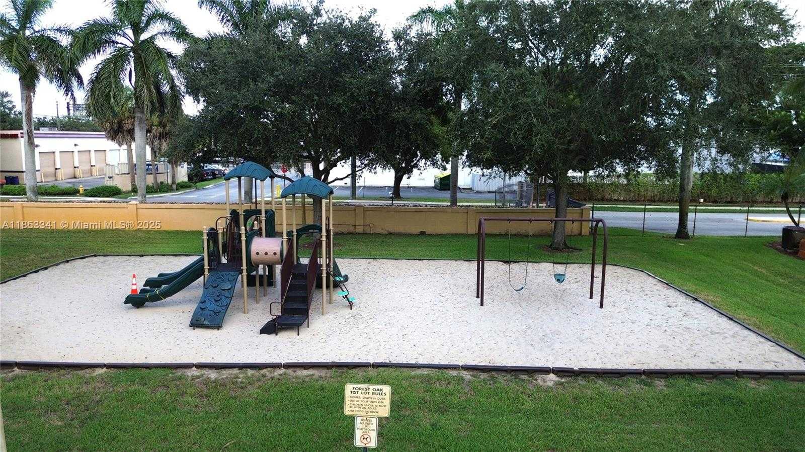 Small Image of 14064 SOUTH FOREST OAK CIR, Davie Number 55