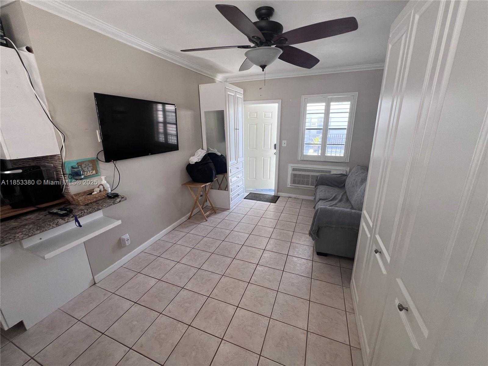 Small Image of 322 HARDING ST #B206, Hollywood Number 10