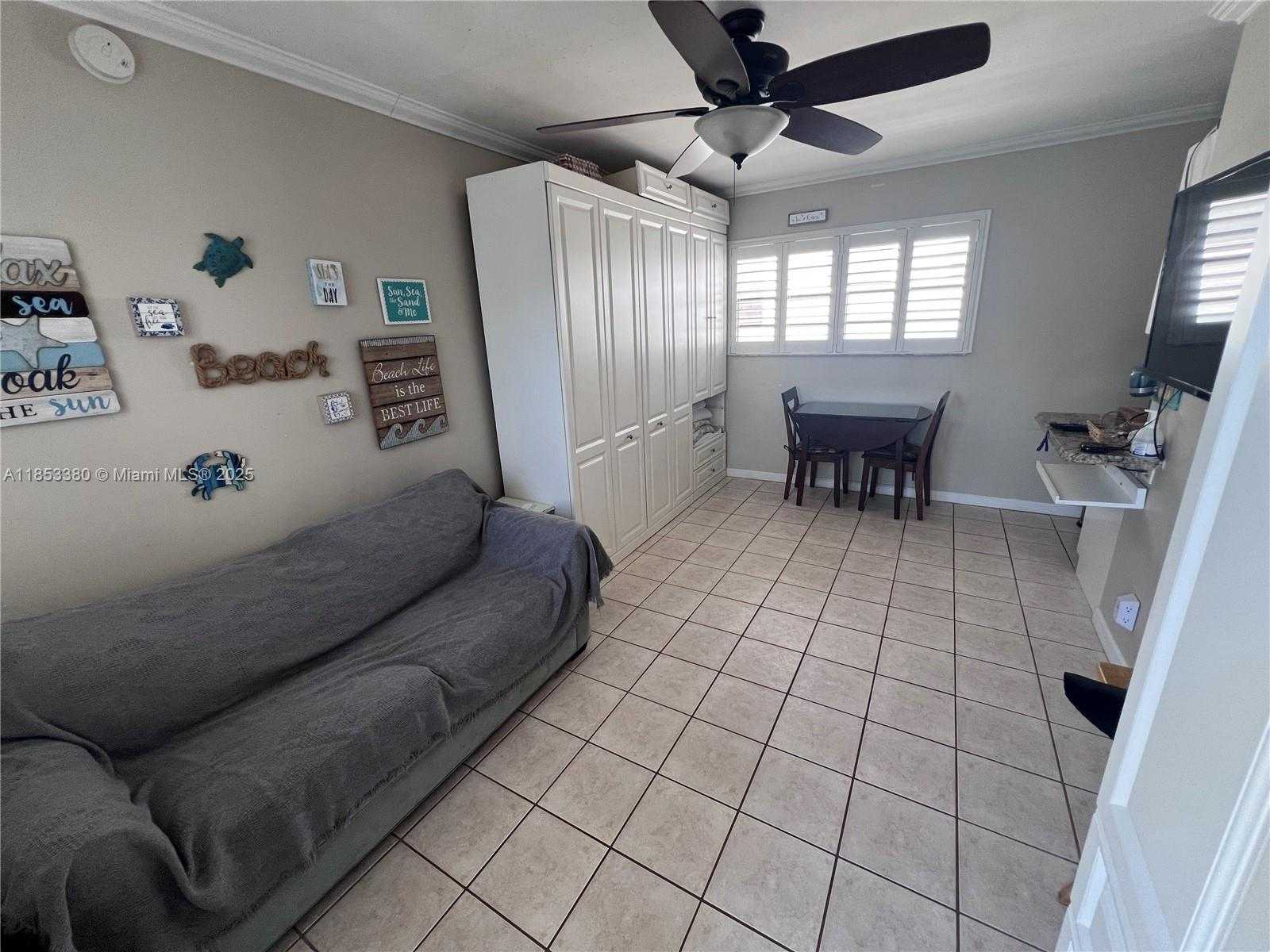 Small Image of 322 HARDING ST #B206, Hollywood Number 4