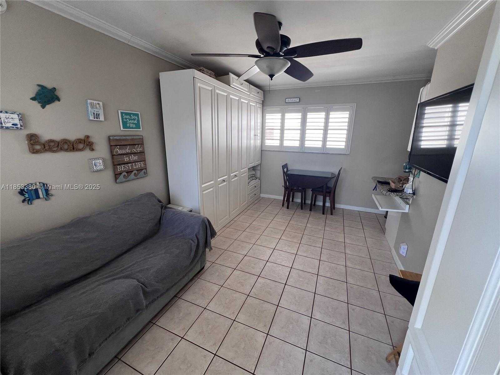 Small Image of 322 HARDING ST #B206, Hollywood Number 8