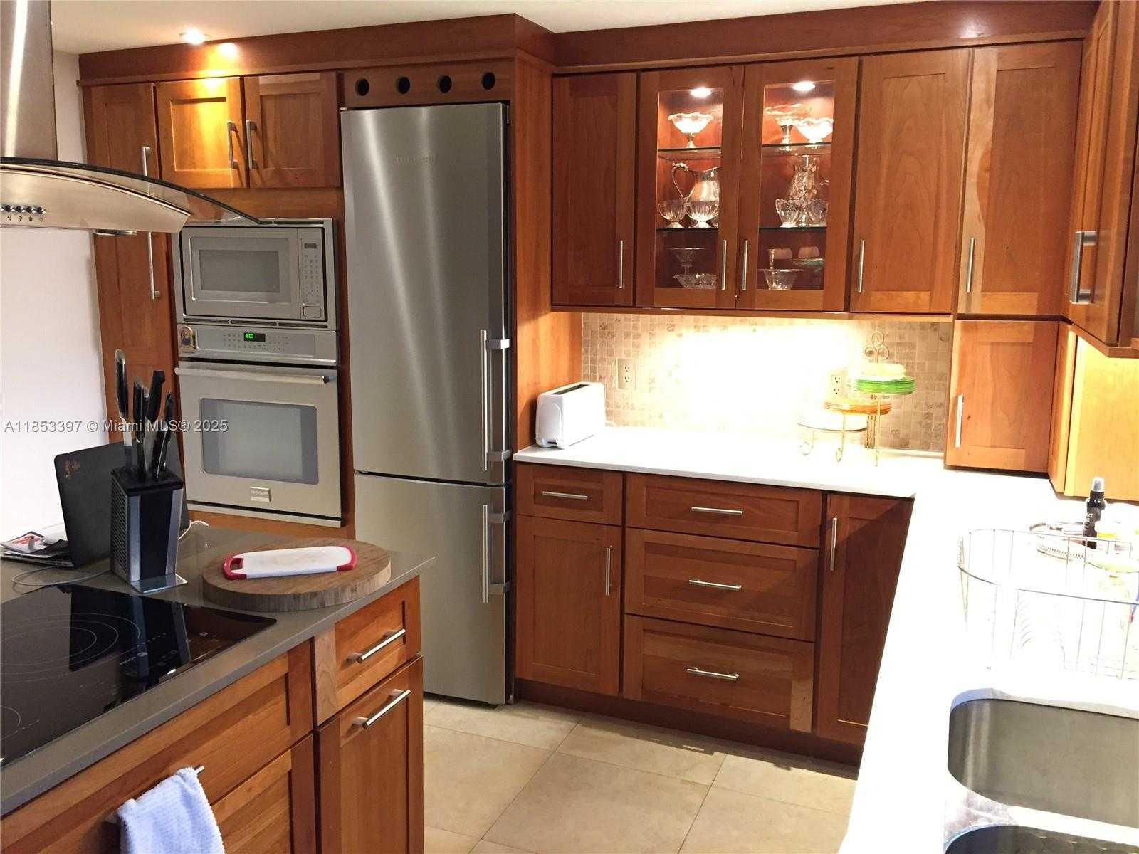 Small Image of 13253 SOUTH WEST 111 TE #3, Miami Number 2