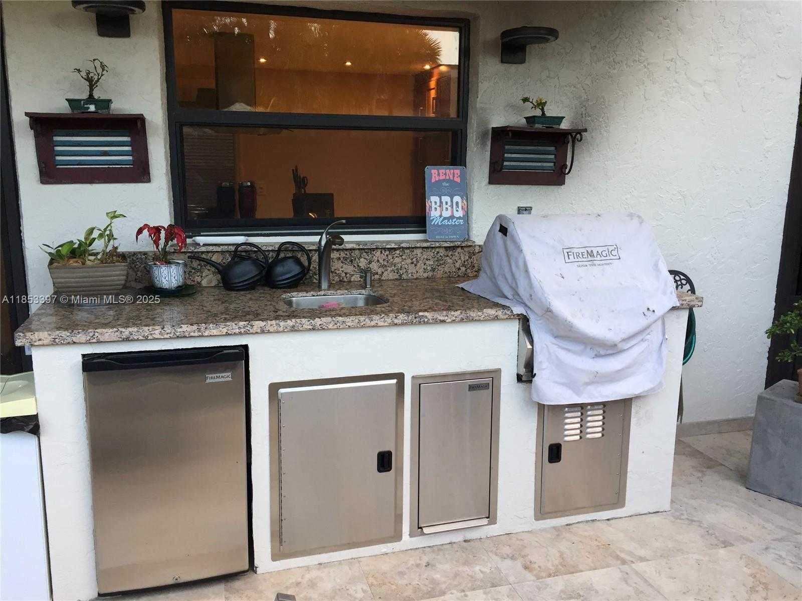 Small Image of 13253 SOUTH WEST 111 TE #3, Miami Number 5