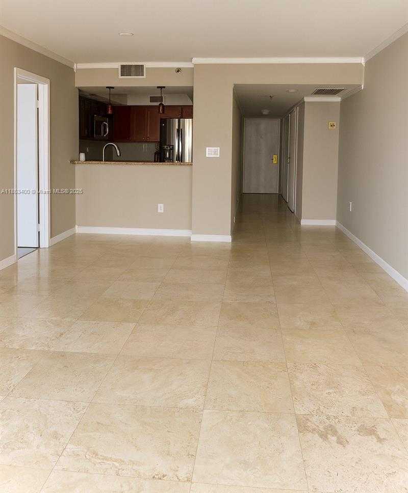 Small Image of 555 15TH ST #32D, Miami Number 10