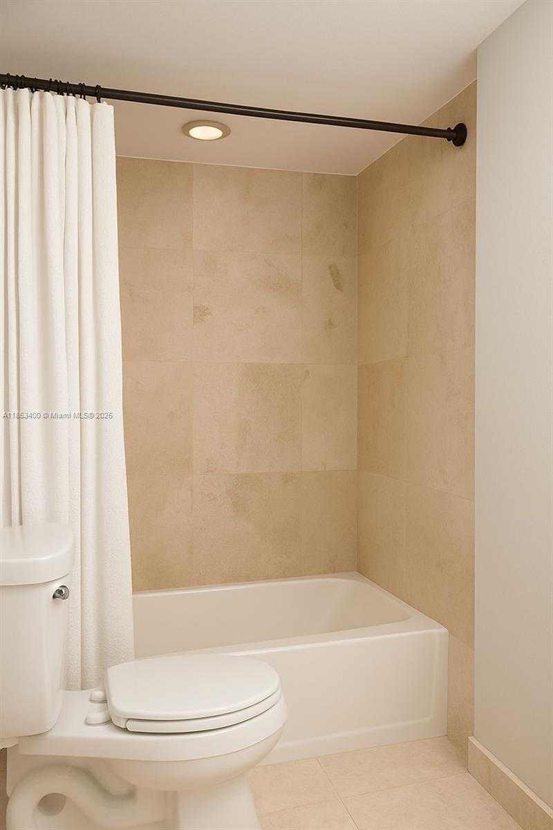 Small Image of 555 15TH ST #32D, Miami Number 16