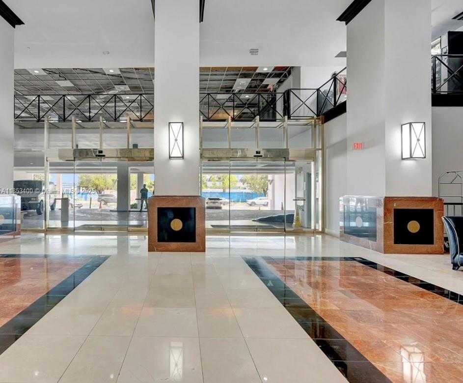 Small Image of 555 15TH ST #32D, Miami Number 23