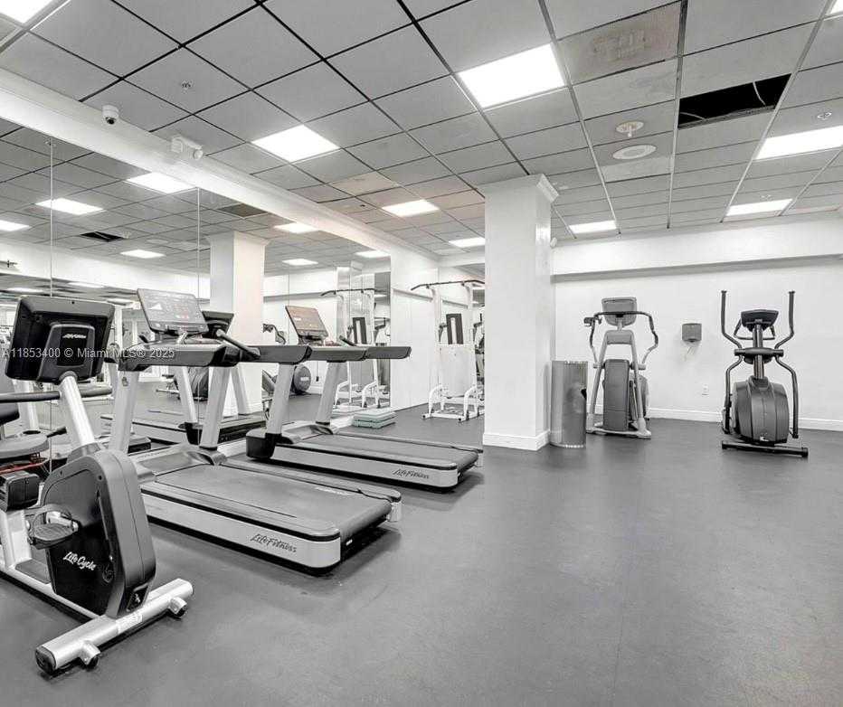 Small Image of 555 15TH ST #32D, Miami Number 27