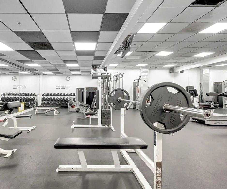 Small Image of 555 15TH ST #32D, Miami Number 30