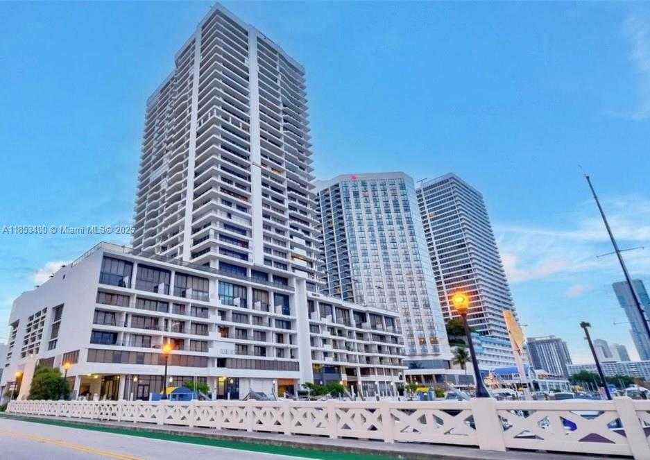 Small Image of 555 15TH ST #32D, Miami Number 33