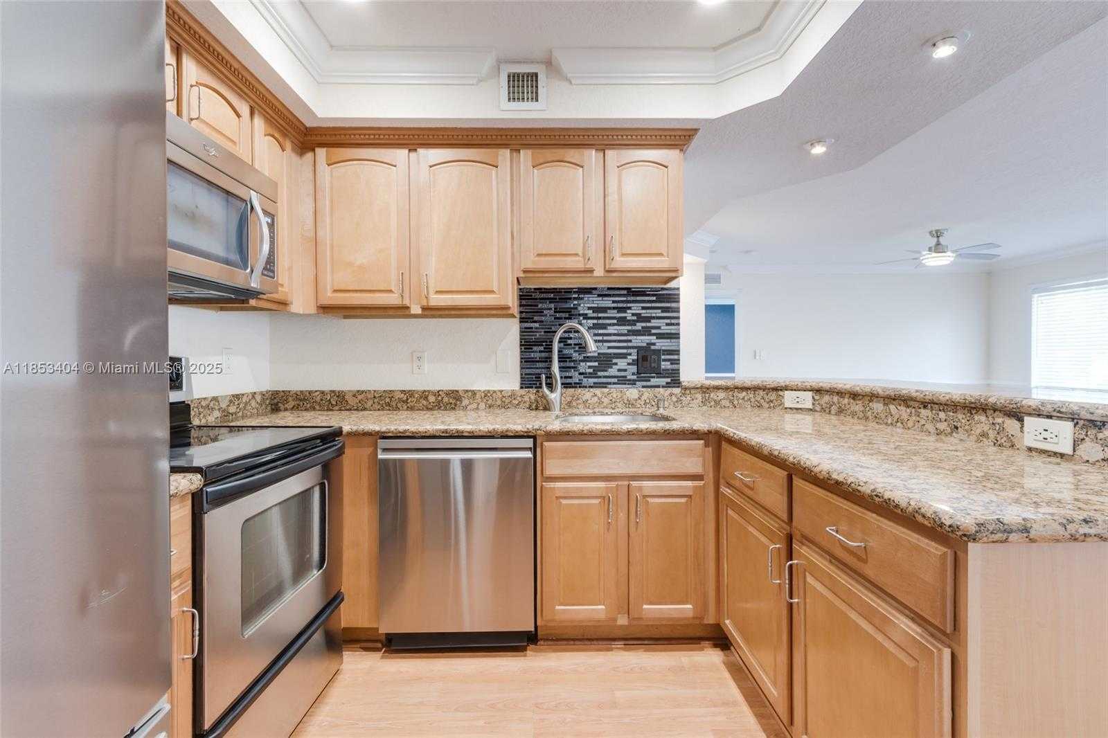 Small Image of 150 NORTH EAST 15TH AVE #140, Fort Lauderdale Number 7