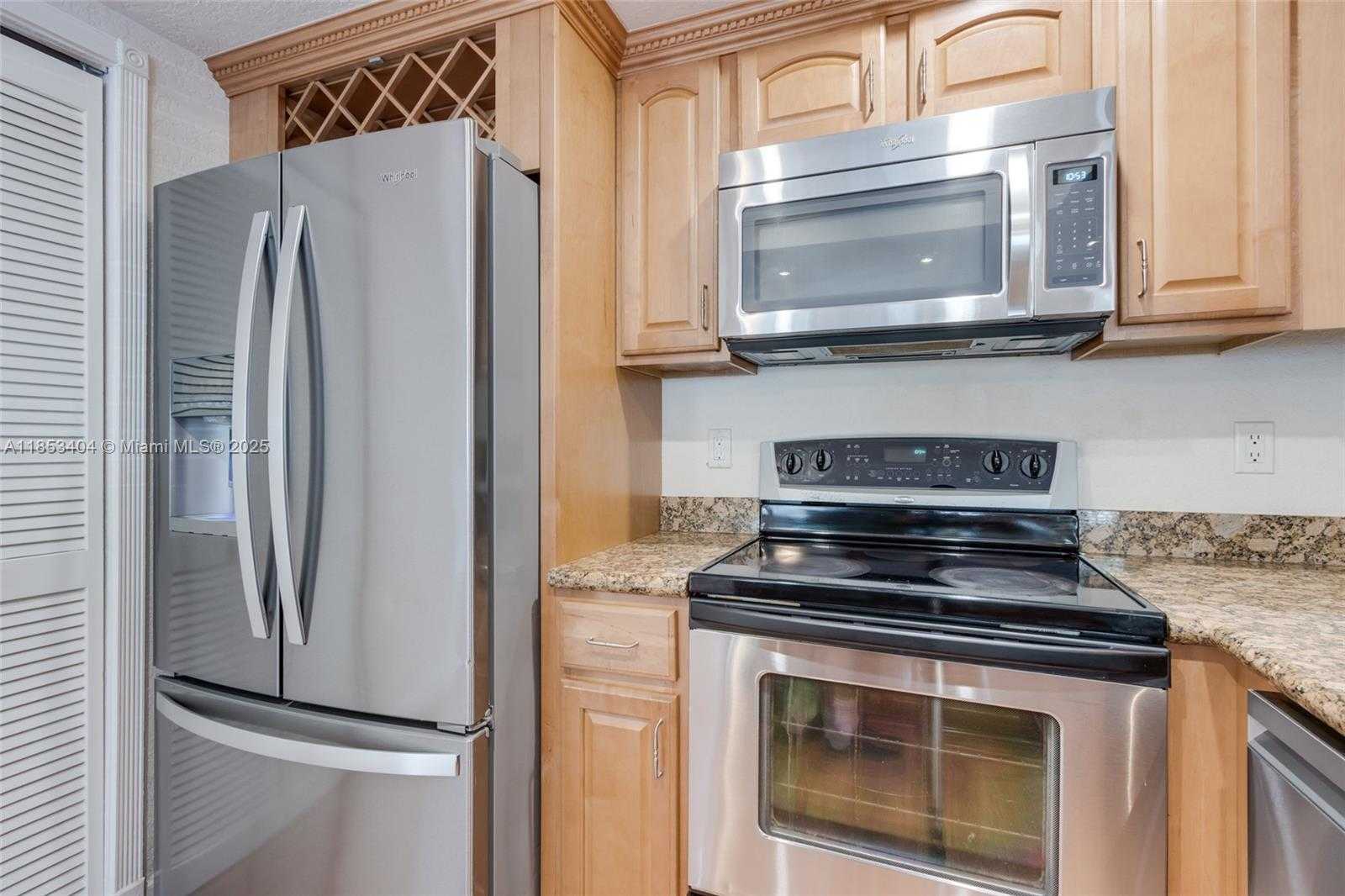 Small Image of 150 NORTH EAST 15TH AVE #140, Fort Lauderdale Number 8