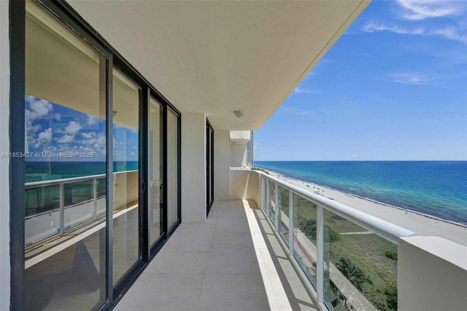 Small Image of 5757 COLLINS AVE #1605, Miami Beach Number 2