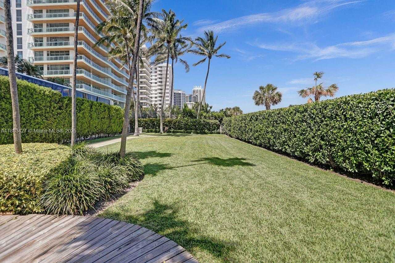 Small Image of 5757 COLLINS AVE #1605, Miami Beach Number 29