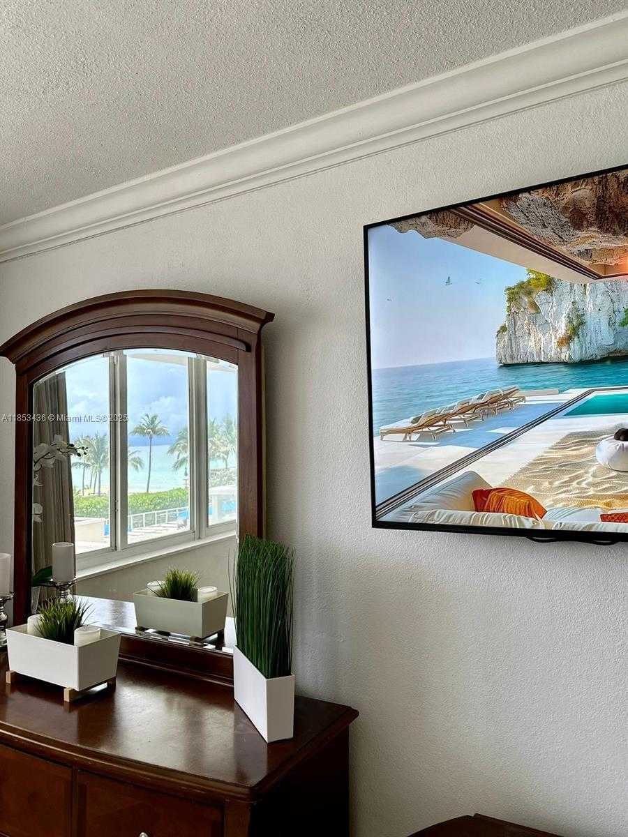 Small Image of 19201 COLLINS AVE #108, Sunny Isles Beach Number 13
