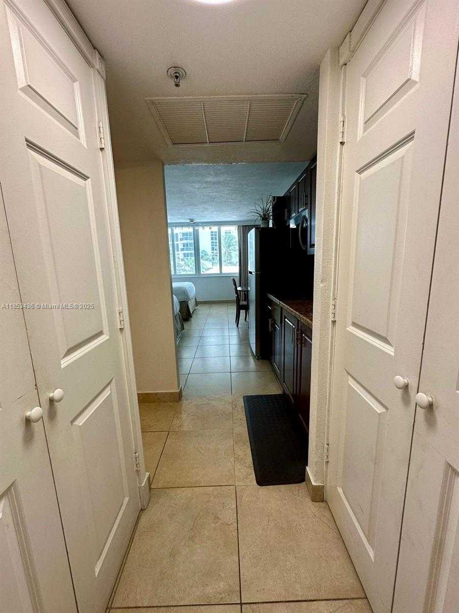Small Image of 19201 COLLINS AVE #108, Sunny Isles Beach Number 2